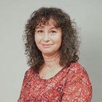 Melanie GILL