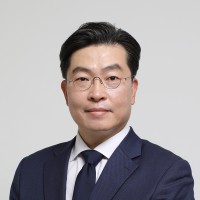 Jung Yeop Woo