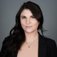 Katie Barten, Des