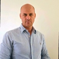 Vinny Stokes fCMgr MCMI, MIoL, Eng Tech MInstRE