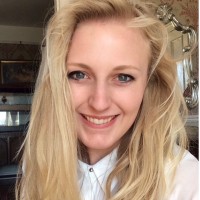 Lucy Riley