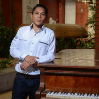 Manuel R.