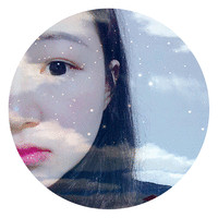 严佳雯