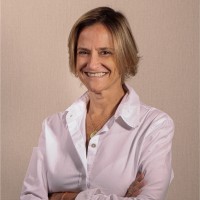 Renata Mires Camargo, Cge Cga Cfp®