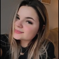 Tamires Bauer
