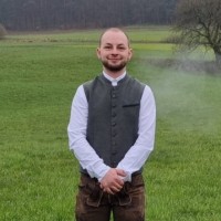 Lukas Adelhardt-Weiß