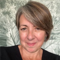 Marianne West