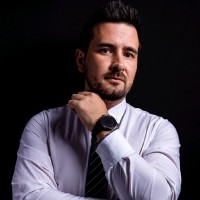 Douglas Aguiar