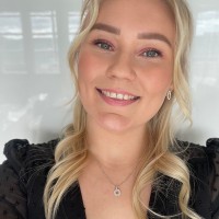 Roosa Sveins