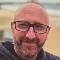 Richard Garratt Cae Amimi