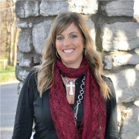 Julie Thomas