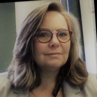 Cynthia English