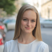 Éva Alexa Petrovics