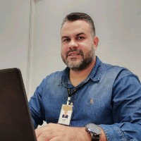 Adriano Aparecido Lima