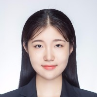 李逸珺