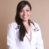 Dra. Leslie Valeria Uribe Ortiz