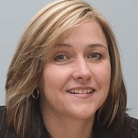 Annie Lyons