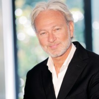 Eric Schneider