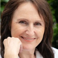 Brigitte Knapp