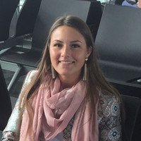 Laura Versendaal