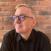 Dr. Henning Bey