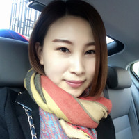 Лилия 亚杰 Вань 王