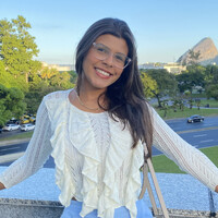 Ana Luíza Paes