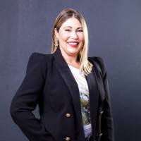 Natascha Mostert
