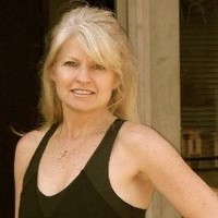 Bobbi Farley
