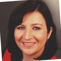 Anja Nadenau, Ll.M