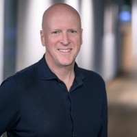 Dr. Stefan Holst, DMD, PhD