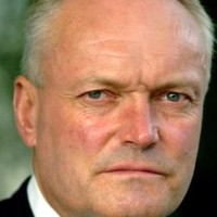 Simon Carter