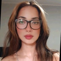 Leonela Mora