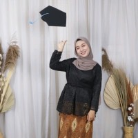 Riestika Nur Insani Putri