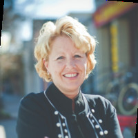 Anne Ricker