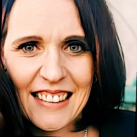 Mandy van Heerden (Dearlove)