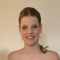 Eva Kneebone