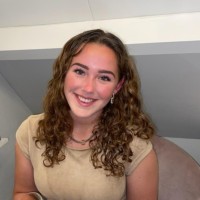 Amber Den Hollander