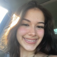 Bella Bernal
