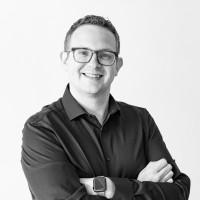 Matt Majoros, Pe