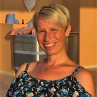 Nikky Van De Velde
