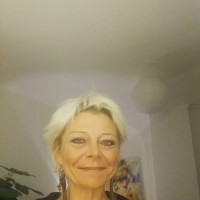 SONIA CHOMON