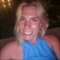 Nicola Locke