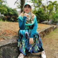 Anneila Firza