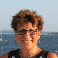 Leslie Curtin
