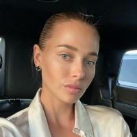 Deniz Khazan