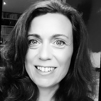 Andrea Arnell