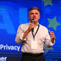 Christophe Dickès