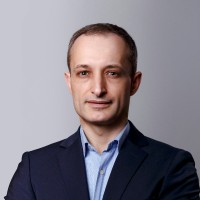 André A.