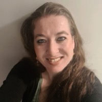 Laura Van Oostrom